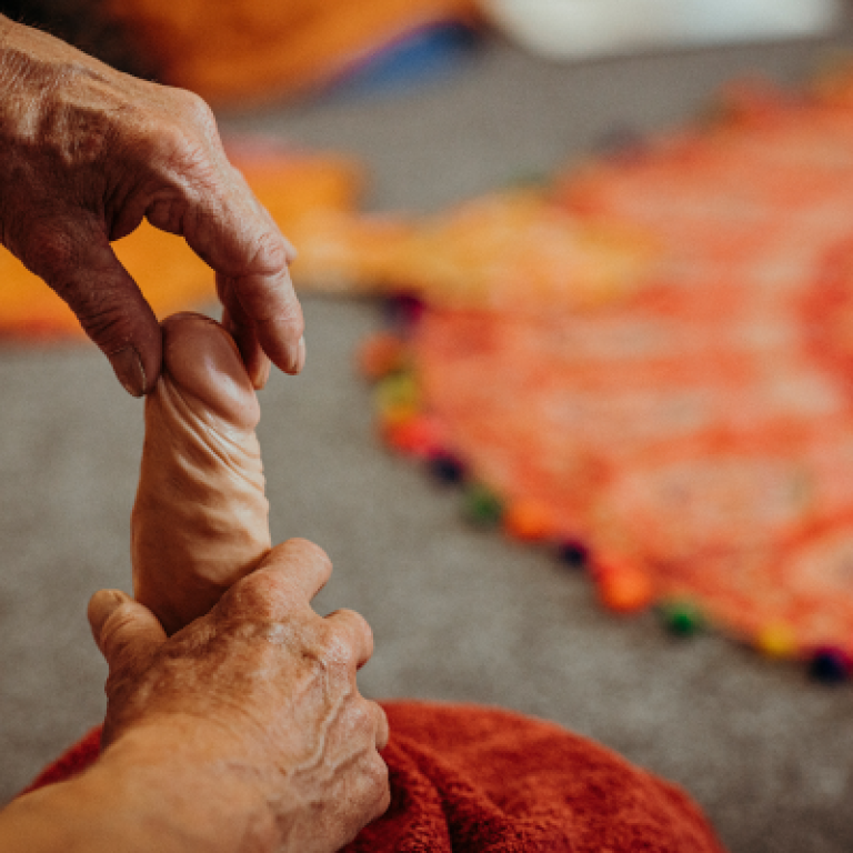 Lingam massage